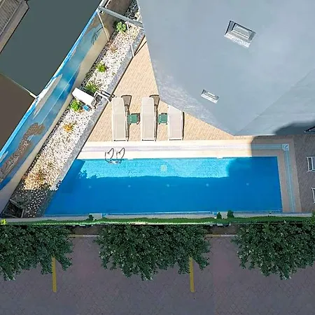 Moonlight Aparthotel
