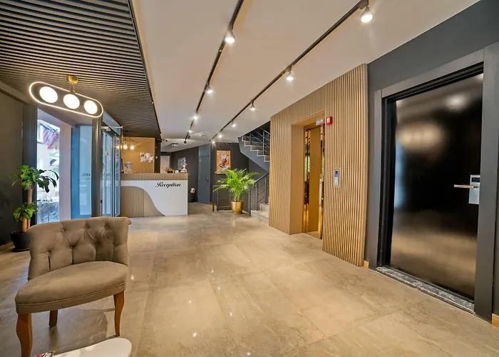 Aparthotel Moonlight 4*