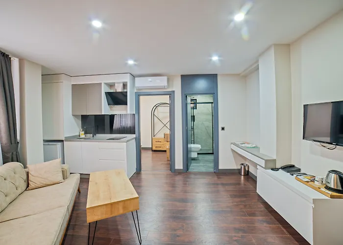 Aparthotel Moonlight 4*