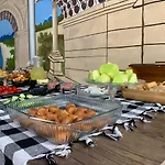 Aparthotel Moonlight 4*