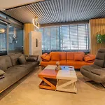 Moonlight Aparthotel 4*